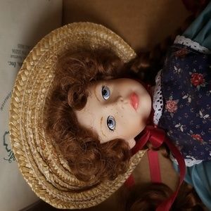 VINTAGE COLLECTIBLE DOLL, Anne of Green Gables by Robin Woods 14"